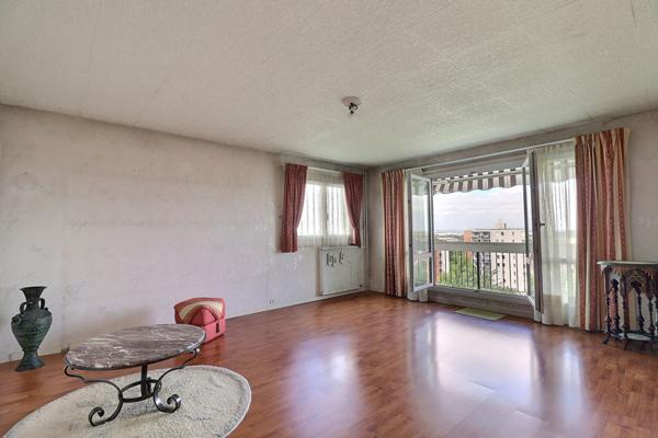 Appartement 4 pieces a Taverny + cave + place de parking