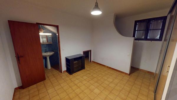 LE MUY (83490) Maison  115m² 3 chambres, SDB et SDE cellier et garage