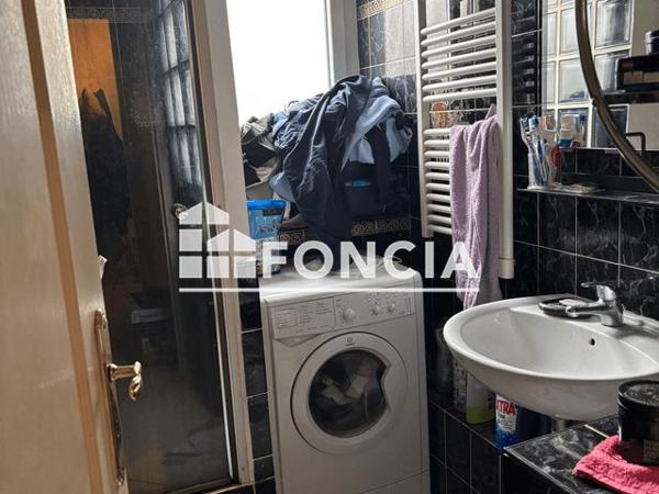 À vendre Appartement 3 pièces 60 m² - Décines-charpieu 69150