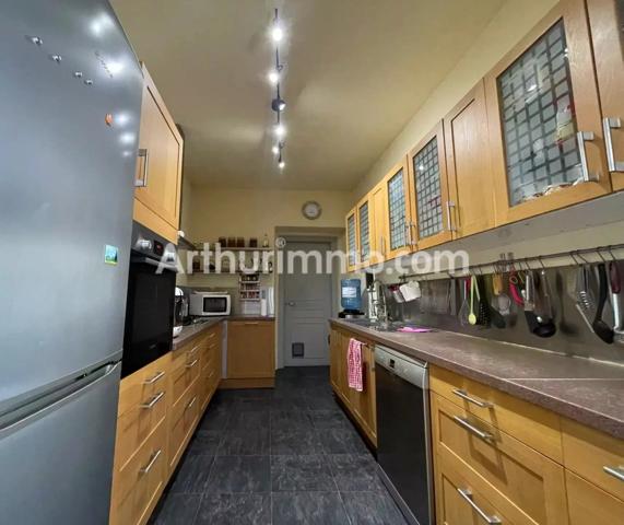 Vente Propriété 10 pièces à Fleury