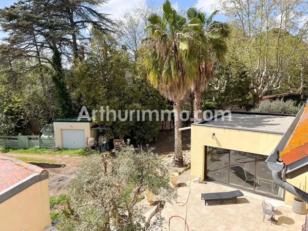 Vente Propriété 10 pièces à Fleury