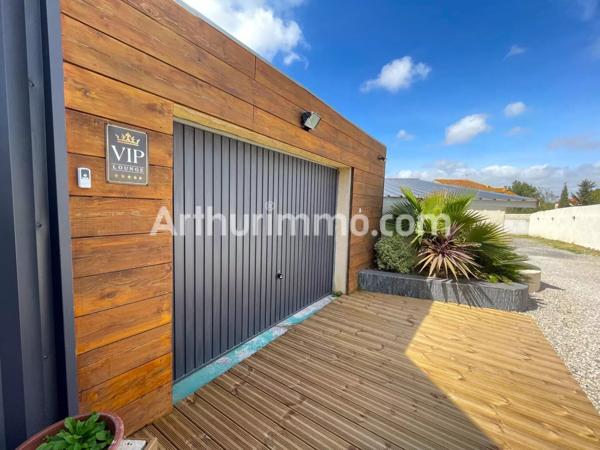 Vente Propriété 10 pièces à Fleury