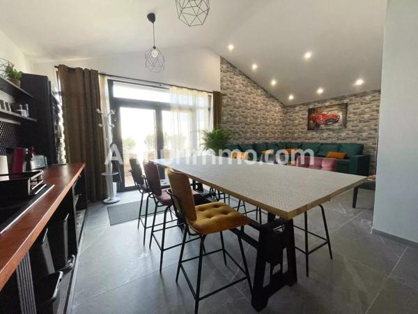 Vente Propriété 10 pièces à Fleury