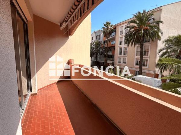 Location Appartement 2 pièces 48 m² - 762 AVENUE JEAN MOULIN Hyeres Les Palmiers 83400