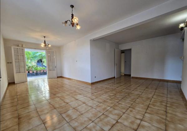 🌴 Havre de Paix à Condé : Espace, Nature et Sérénité