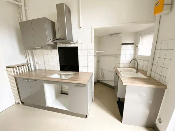 Location Appartement 5 pièces 103.7 m² - 18 RUE ANTOINE LOUIS Metz 57000