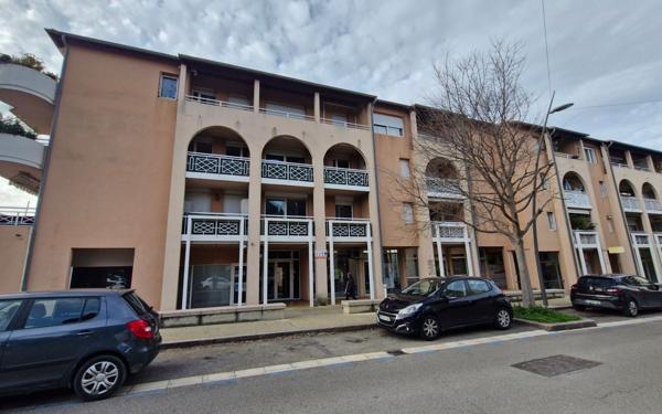 Appartement à vendre    2 pièces •  Les Angles