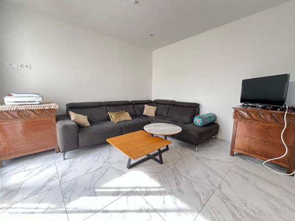 A VENDRE NOYAL CHATILLON - Maison contemporaine 2022 env.194m² - Terrain SUD OUEST 465m²