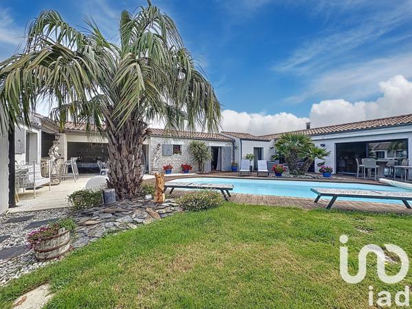 Maison à vendre 9 pièces 222 m² Charron