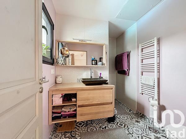 Maison à vendre 9 pièces 222 m² Charron