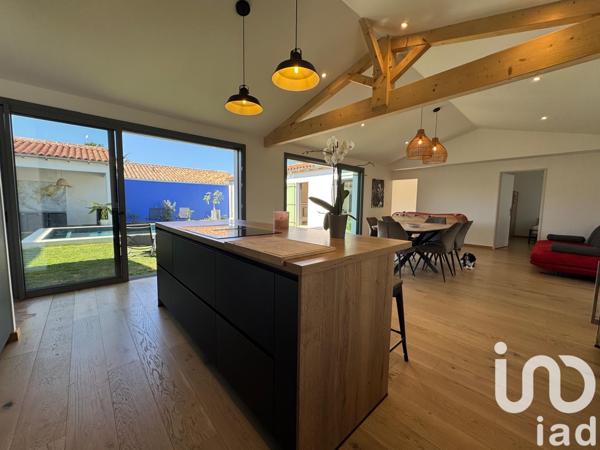 Maison à vendre 6 pièces 164 m² Le Bois-Plage-en-Ré