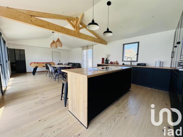 Maison à vendre 6 pièces 164 m² Le Bois-Plage-en-Ré