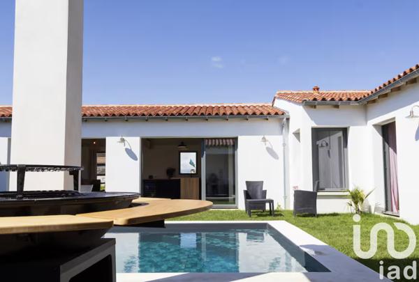 Maison à vendre 6 pièces 164 m² Le Bois-Plage-en-Ré