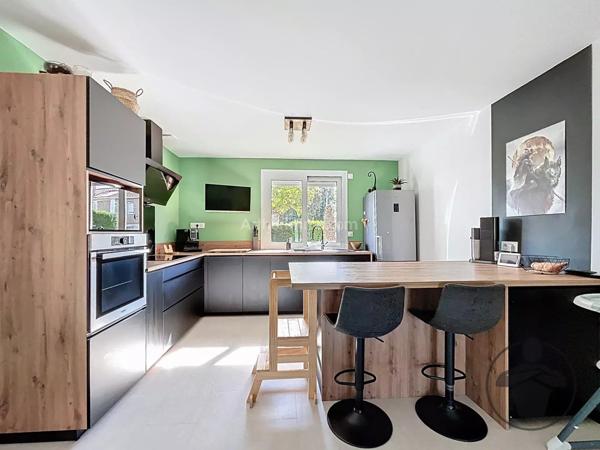 Vente Maison 4 pièces 100 m2 à Coutras