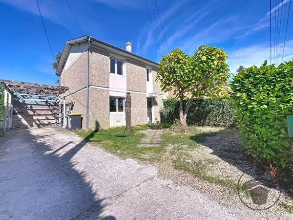 Vente Maison 4 pièces 100 m2 à Coutras