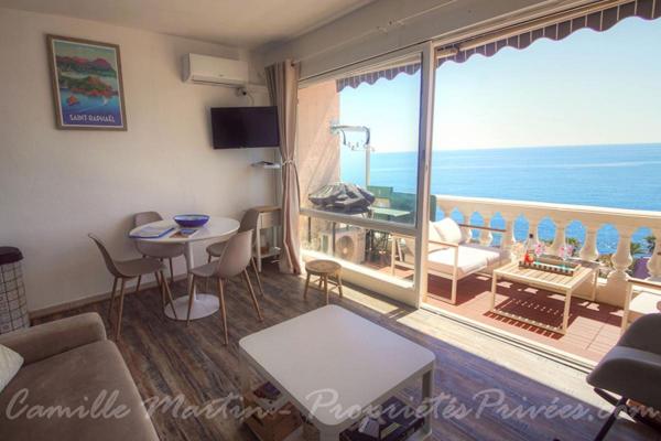 Studio 26 m² avec terrasse et vue mer panoramique à Anthéor