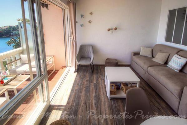 Studio 26 m² avec terrasse et vue mer panoramique à Anthéor