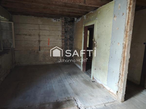 Bâtiment à rénover avec vue panoramique et 4 ares de terrain à Goldbach-Altenbach