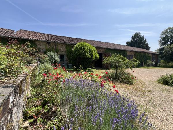Chateau à vendre à Thiviers (24800) - Dordogne