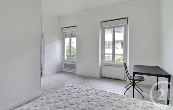 Appartement F1 Bis à vendre  2 pièces - 32,56 m 2   BORDEAUX  - 33