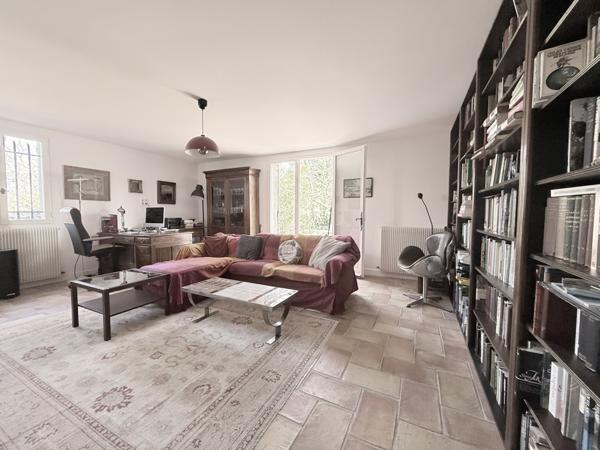 Maison à vendre  6 pièces - 200 m2 CHATEAUNEUF GRASSE - 06