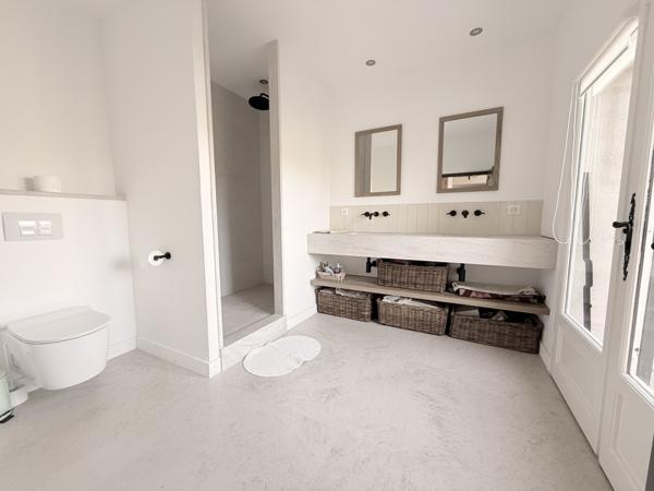 Maison à vendre  6 pièces - 200 m2 CHATEAUNEUF GRASSE - 06