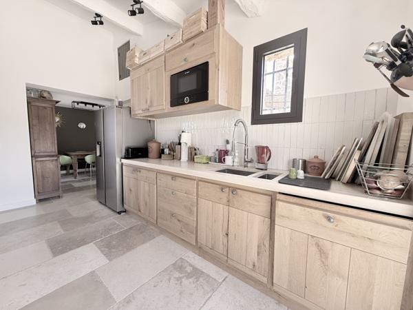 Maison à vendre  6 pièces - 200 m2 CHATEAUNEUF GRASSE - 06