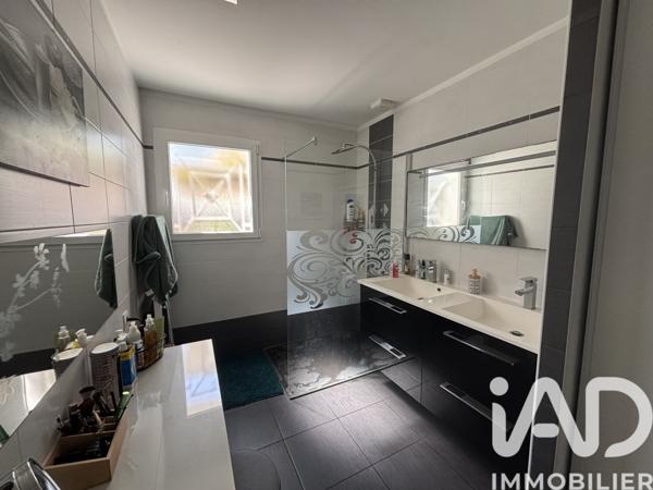 Maison à vendre 6 pièces 146 m² Peyrole