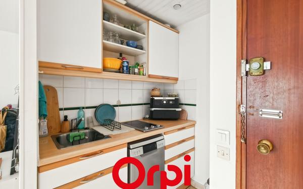Appartement à vendre    1 pièce • 24,22 m2 Bandol