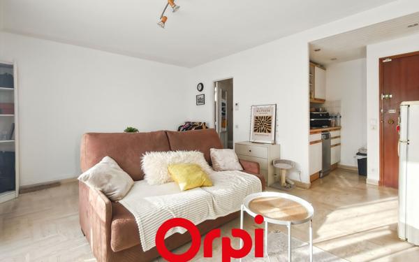 Appartement à vendre    1 pièce • 24,22 m2 Bandol
