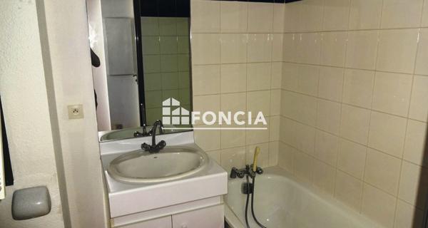 Location Studio 18.16 m² - Villeurbanne 69100