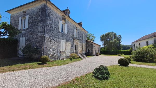 Maison à vendre à La Tour-Blanche-Cercles (24320) - Dordogne