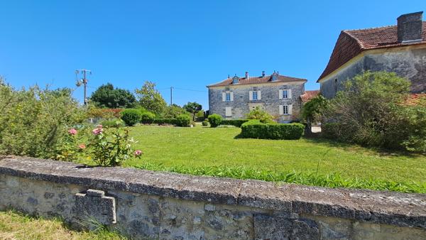 Maison à vendre à La Tour-Blanche-Cercles (24320) - Dordogne