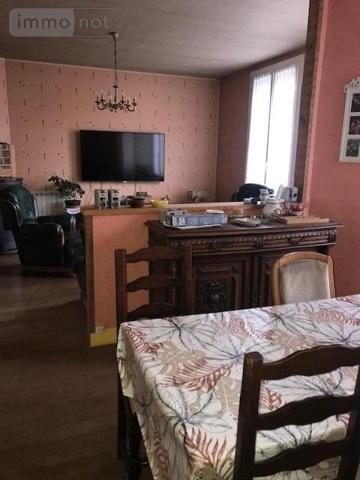 Immeuble à vendre à La Fère dans l'Aisne (02800), ref : 1024