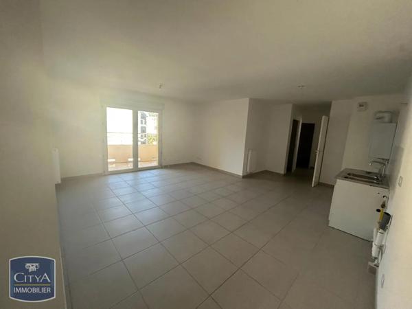 Appartement à louer 3 pièces 69.75m²