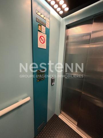 Appartement à vendre à Vannes 145 m² dernier étage avec vue dégagée et un grand garage