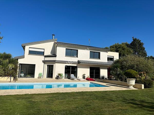 Belle propriété à Ploërmel (56800)