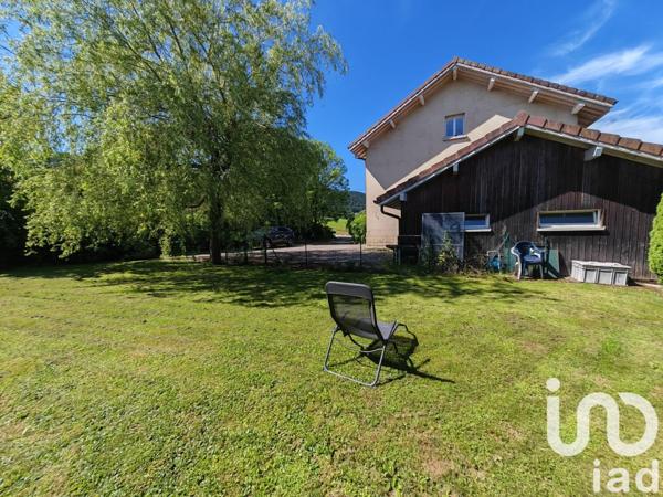 Duplex 7 pièces de 204 m² à Montlebon (25500)