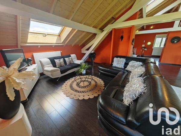 Duplex 7 pièces de 204 m² à Montlebon (25500)