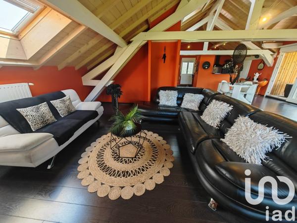 Duplex 7 pièces de 204 m² à Montlebon (25500)