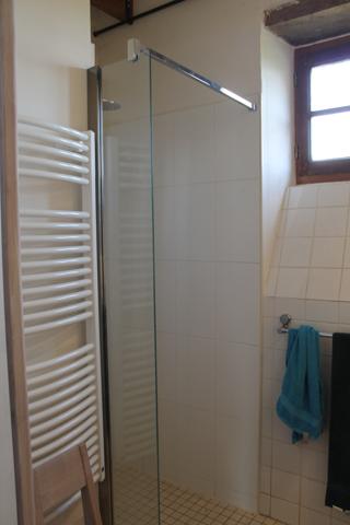 VENDU - Saint Jeanvrin - Ferme avec grande grange sur un terrain de 4025 m2 avec vue dégagée. Saint-Jeanvrin (18370)