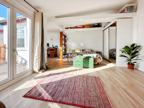 Maison Montreuil 3 pièce(s) 55.03 m2 avec cour et terrasse