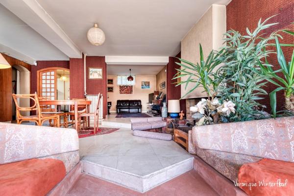 Propriete à vendre 8 pièces NEZEL (78)-231m²-7 chambres-garage-dépendance-terrain 1605m²