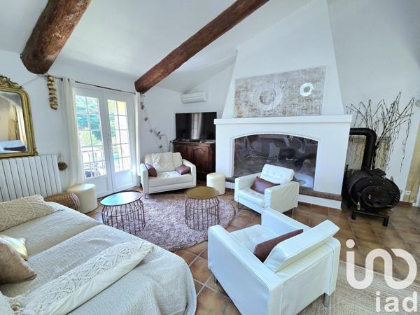 Mas 5 pièces de 165 m² à Caderousse (84860)