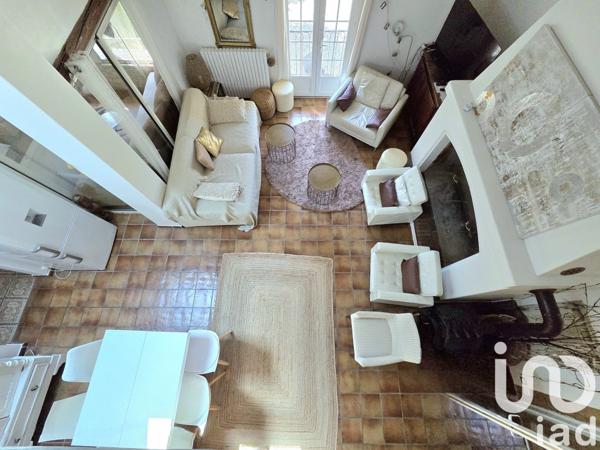 Mas 5 pièces de 165 m² à Caderousse (84860)