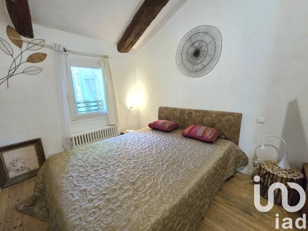 Mas 5 pièces de 165 m² à Caderousse (84860)