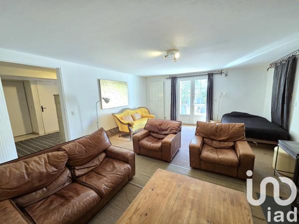 Mas 5 pièces de 165 m² à Caderousse (84860)