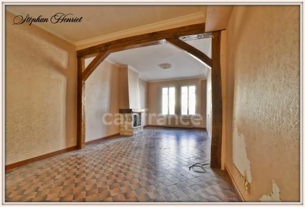 Maison à vendre 8 pièces MONTHOIS (08)