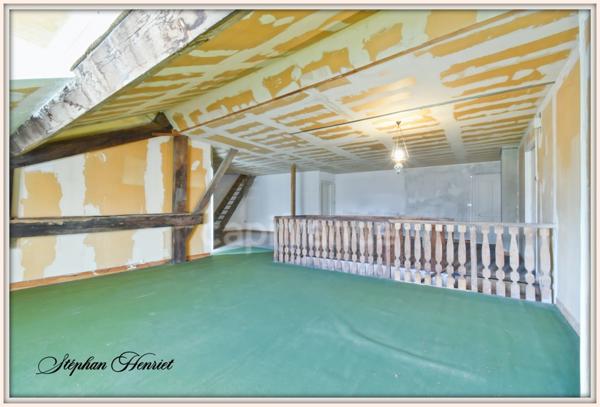 Maison à vendre 8 pièces MONTHOIS (08)