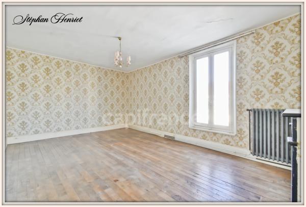 Maison à vendre 8 pièces MONTHOIS (08)